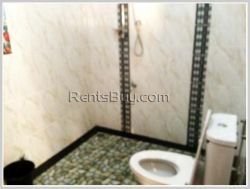 ID: 3113 - Pretty house with large yard for sale