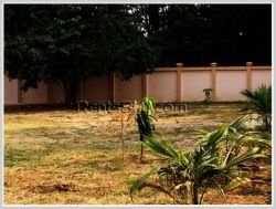 ID: 3113 - Pretty house with large yard for sale