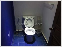 ID: 3827 - Lao style house with swimming pool near Mekong River for sale