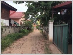 ID: 3827 - Lao style house with swimming pool near Mekong River for sale