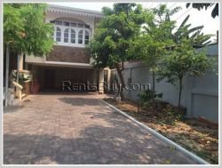 ID: 2689 - The villa house near main road and Patuxai for sale in Sisattanak district