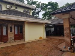 ID: 4085 - Modern house with nice garden and large parking in Ban Somsanga for sale