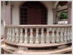 ID: 1052 - Pretty house in town and near golf course for rent