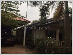 ID: 3936 - The land with house near Houayhong market Chanthaboury District for sale