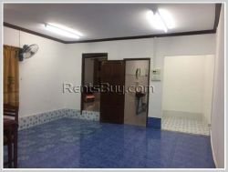 ID: 1695 - Nice villa next to concrete road and not far from Thatluang Temple for rent