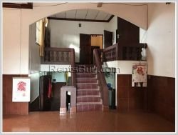 ID: 2019 - Newly renovated house near VIS