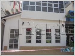 ID: 928 - Office in Business area and closed to bank for rent
