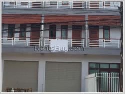 ID: 137 - New shophouse near main road and by good access for rent