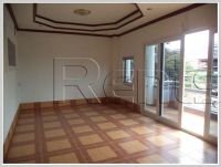 ID: 2862 - One block of shop house for rent by main road