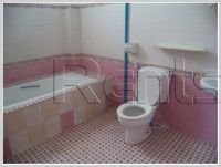 ID: 2862 - One block of shop house for rent by main road