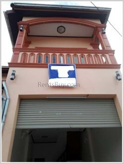ID: 2579 - Nice shophouse near Thatluang Temple and near main road for rent