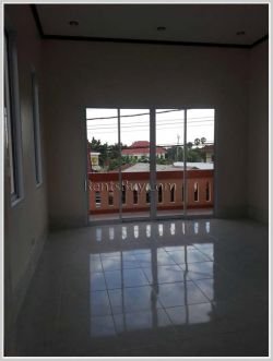 ID: 2579 - Nice shophouse near Thatluang Temple and near main road for rent